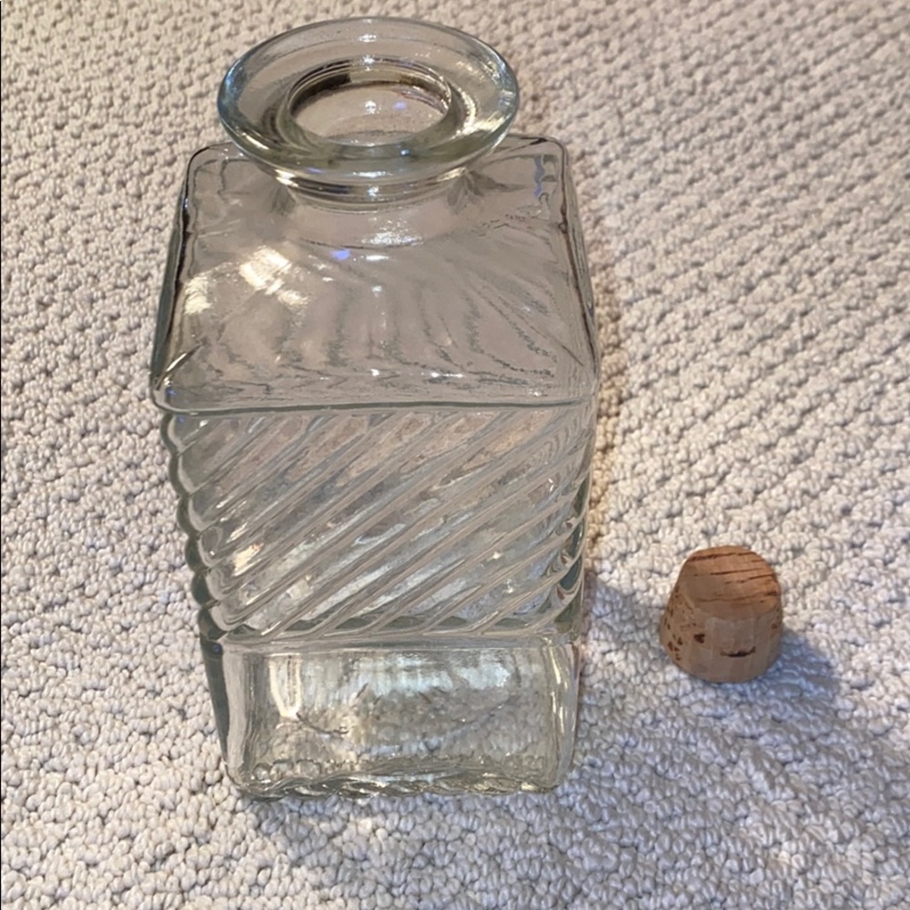 Vintage Old Mr Boston Fine Liquor Decanter - Picture 3 of 14